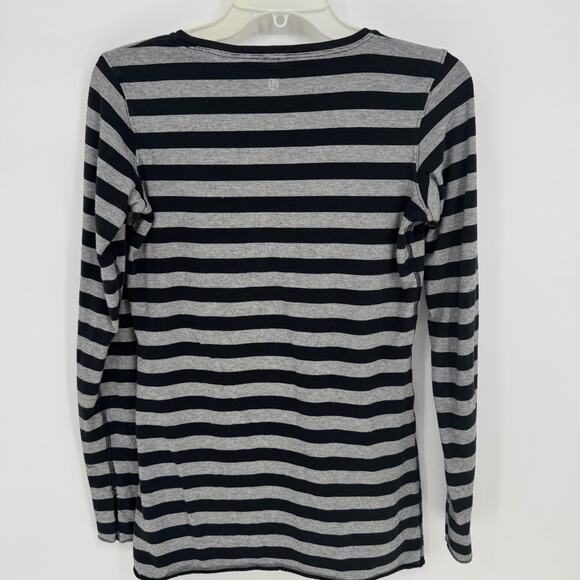 Lululemon Striped Long Sleeve Athletic Top Women's medium Black Grey Scoop Neck - Picture 5 of 6